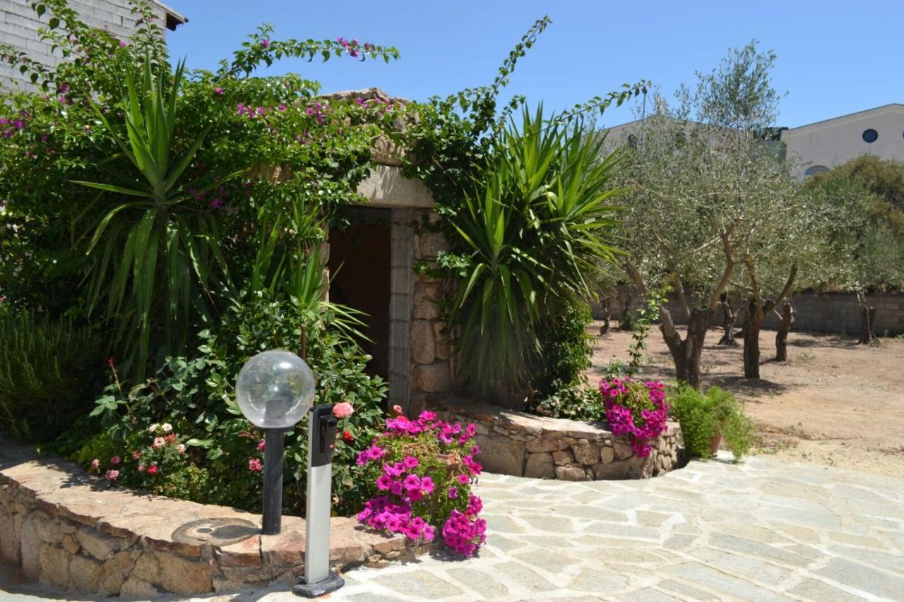 Etesia Bed and Breakfast Olbia Buitenkant foto