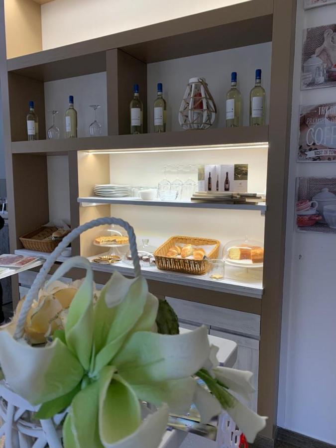 Etesia Bed and Breakfast Olbia Buitenkant foto