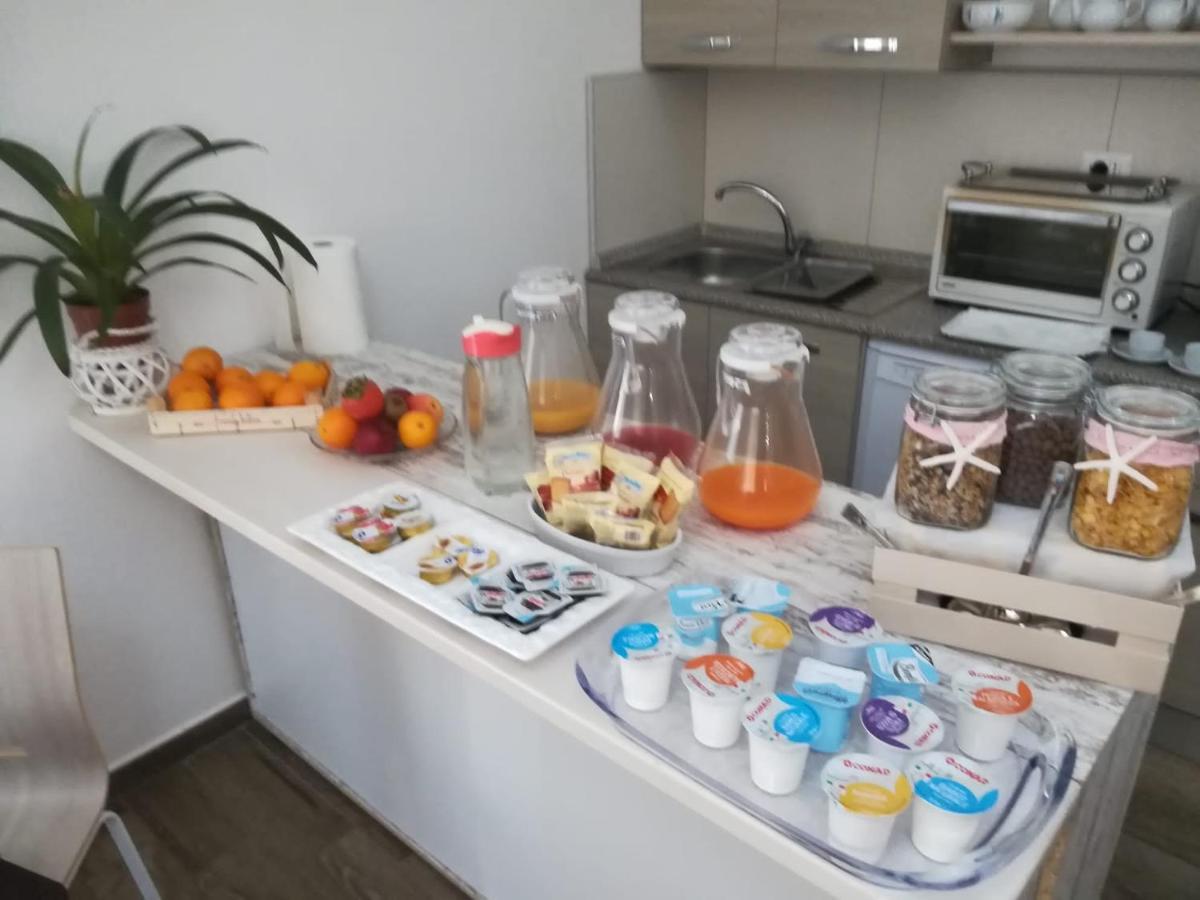 Etesia Bed and Breakfast Olbia Buitenkant foto