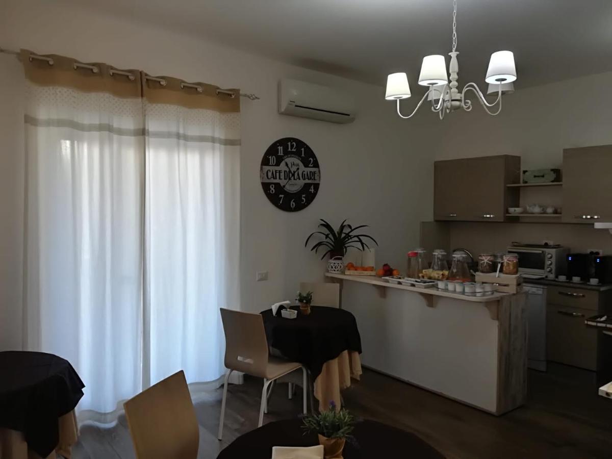 Etesia Bed and Breakfast Olbia Buitenkant foto