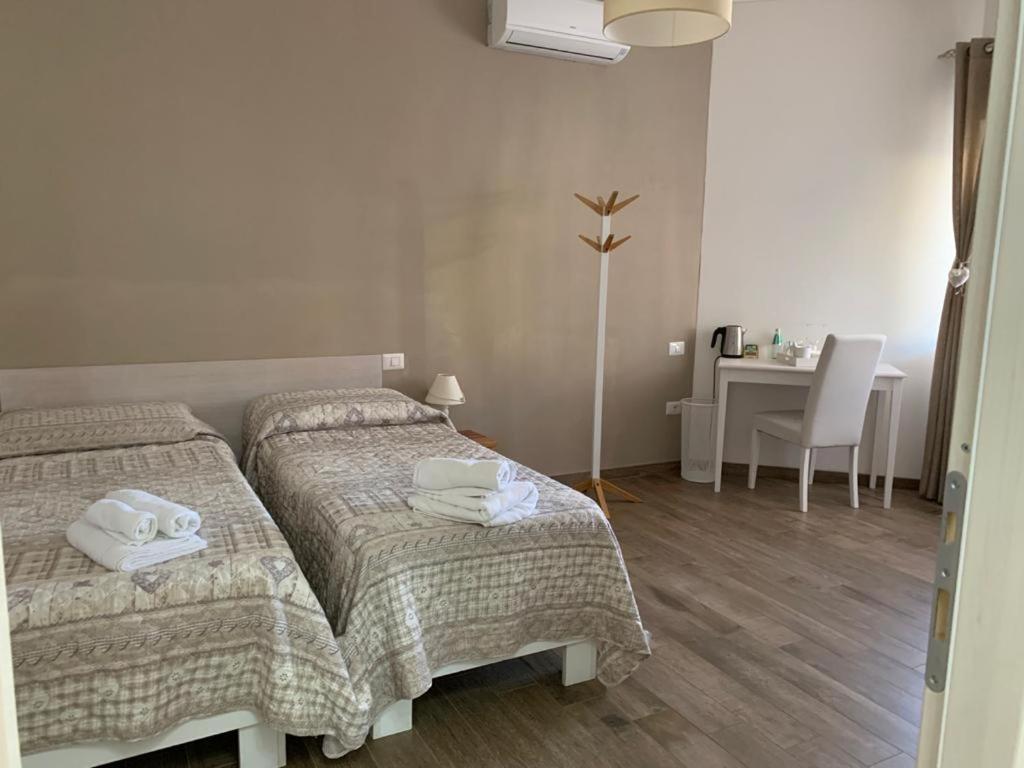 Etesia Bed and Breakfast Olbia Buitenkant foto