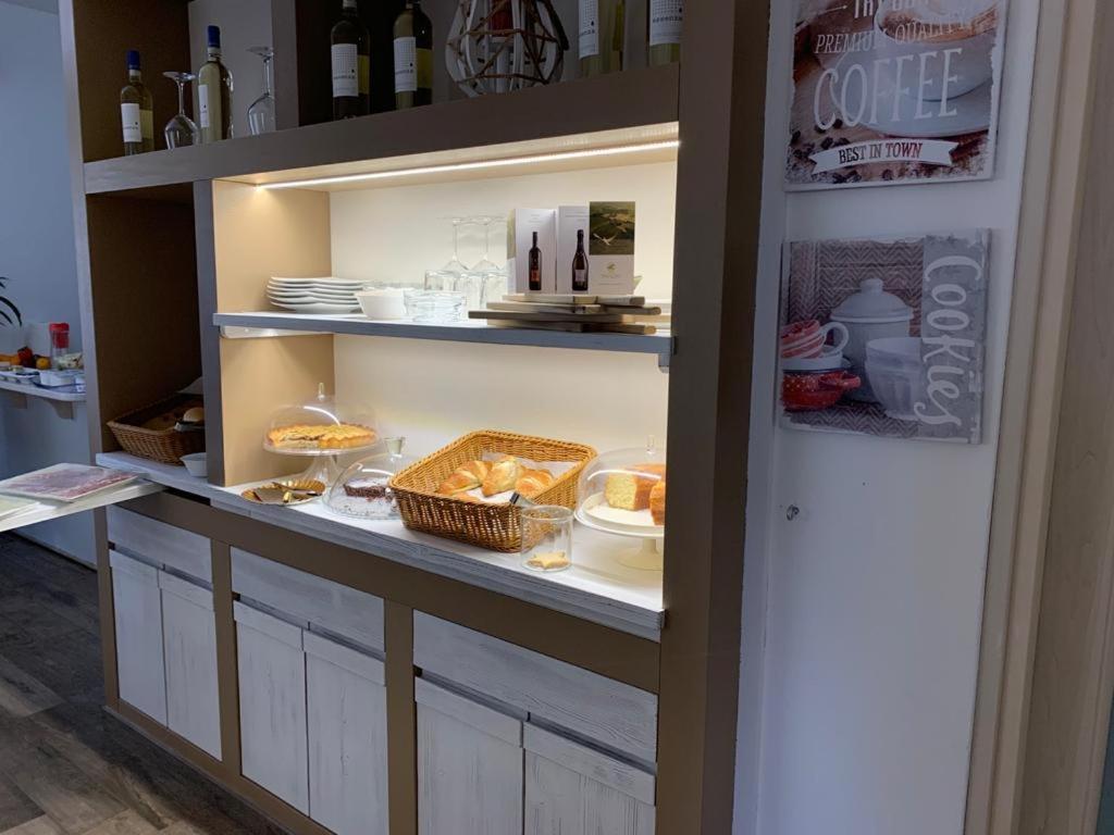 Etesia Bed and Breakfast Olbia Buitenkant foto