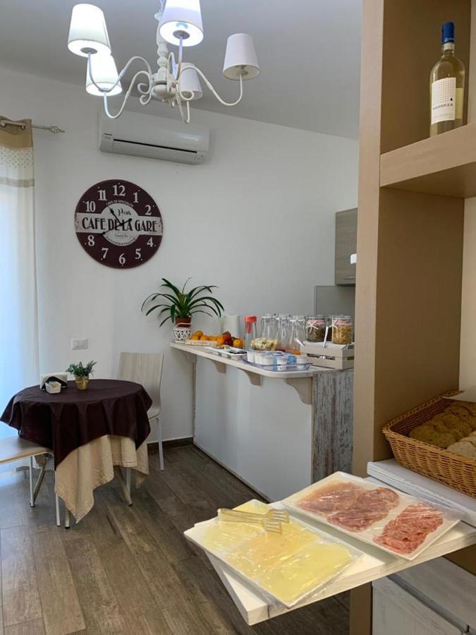 Etesia Bed and Breakfast Olbia Buitenkant foto