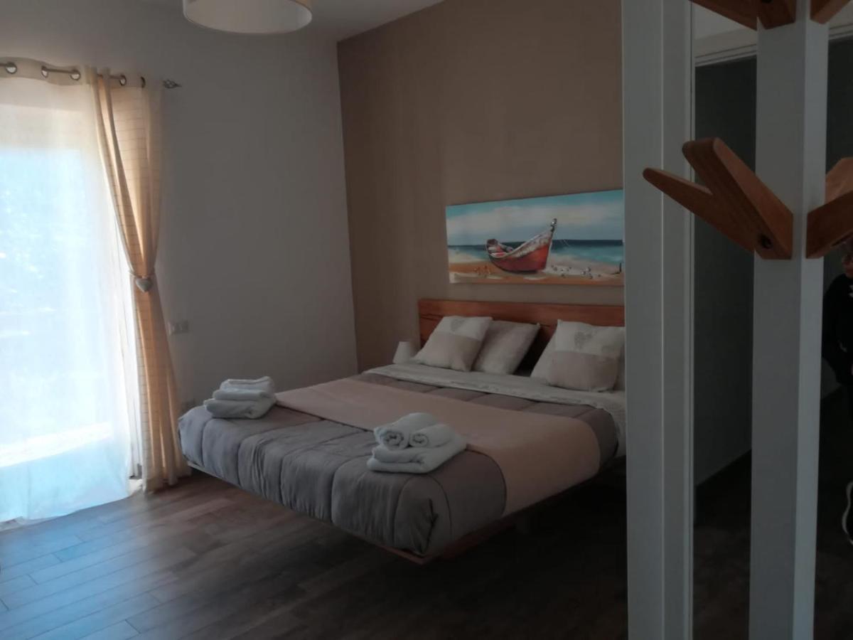 Etesia Bed and Breakfast Olbia Buitenkant foto